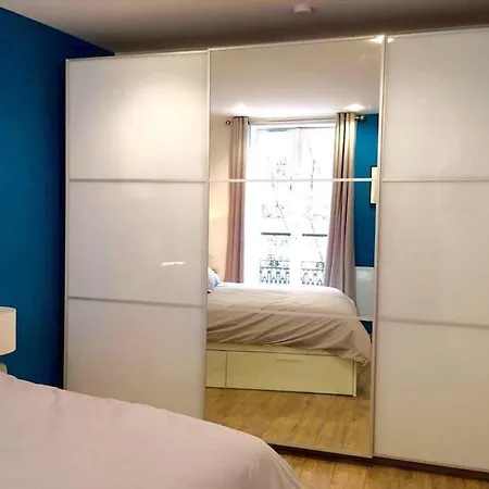 Newly Renovated Spacious In Montorgeuil Area Paris